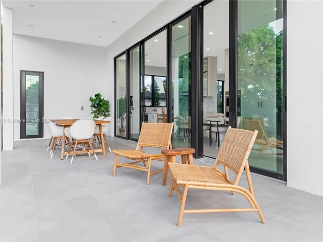 9000 Abbott Ave, Surfside FL 33154