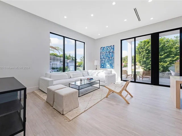 9000 Abbott Ave, Surfside FL 33154