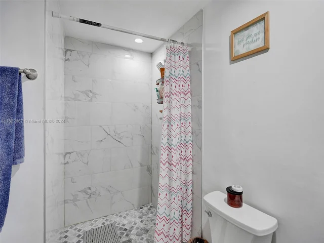 25 NW 127TH ST, North Miami FL 33168