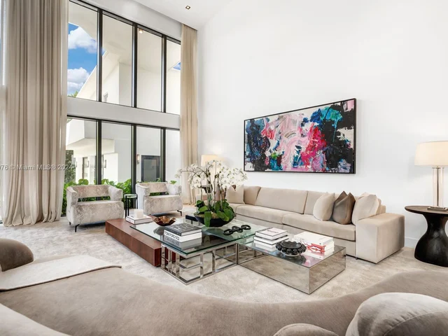 1995 NE 118th Rd, North Miami FL 33181