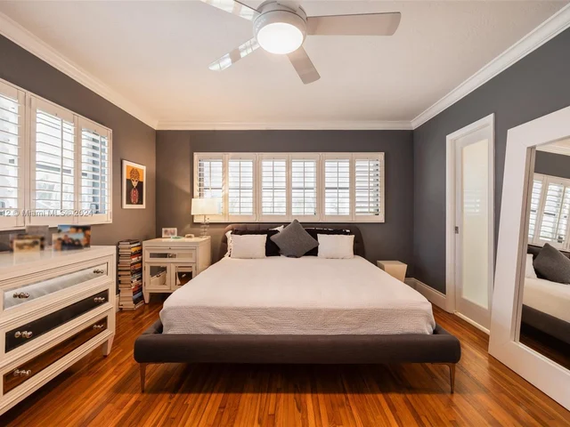 9380 SW 73rd Ave, Pinecrest FL 33156