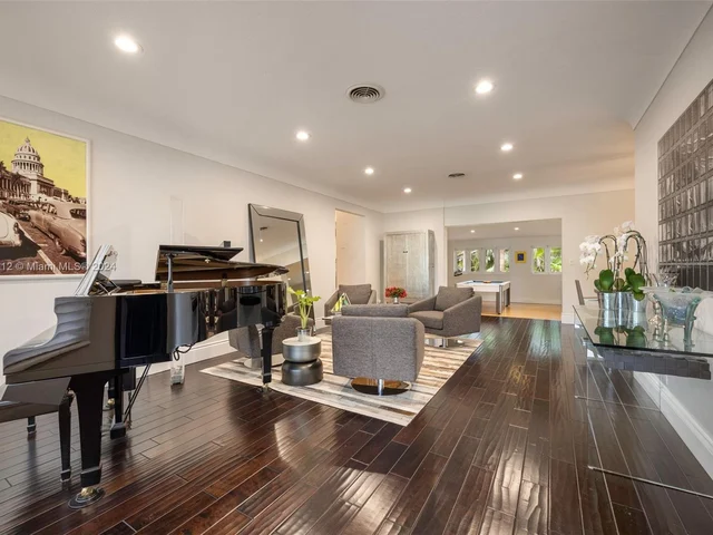 9380 SW 73rd Ave, Pinecrest FL 33156