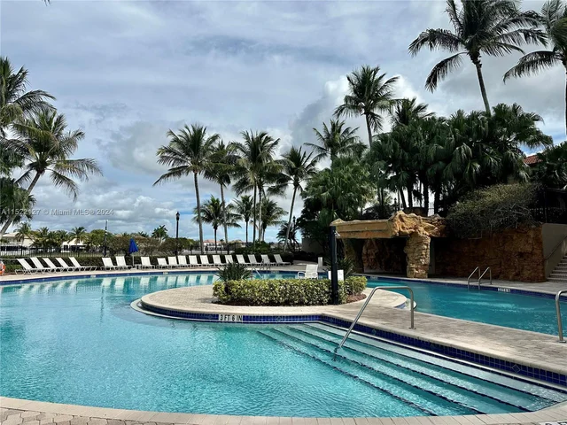 5261 SW 159th Ave, Miramar FL 33027