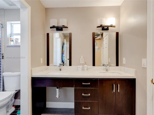 5261 SW 159th Ave, Miramar FL 33027