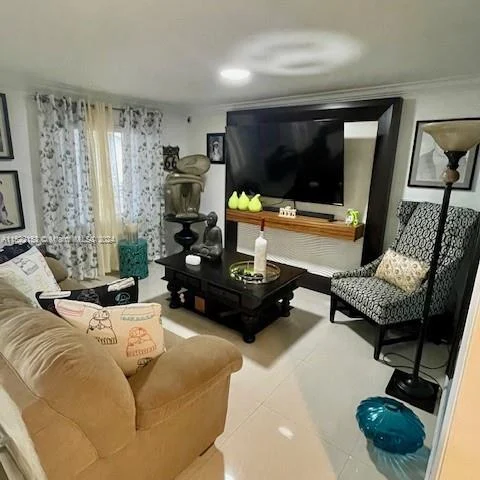 10275 SW 34th St, Miami FL 33165