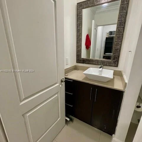 10275 SW 34th St, Miami FL 33165