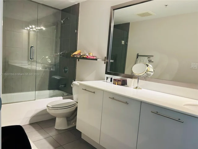 92 SW 3rd St # 506, Miami FL 33130