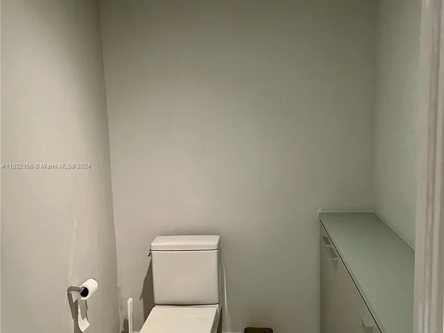 330 Sunny Isles Blvd # 705, Sunny Isles Beach FL 33160