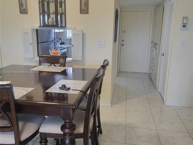 8081 N Sunrise Lakes Blvd # 311, Sunrise FL 33322