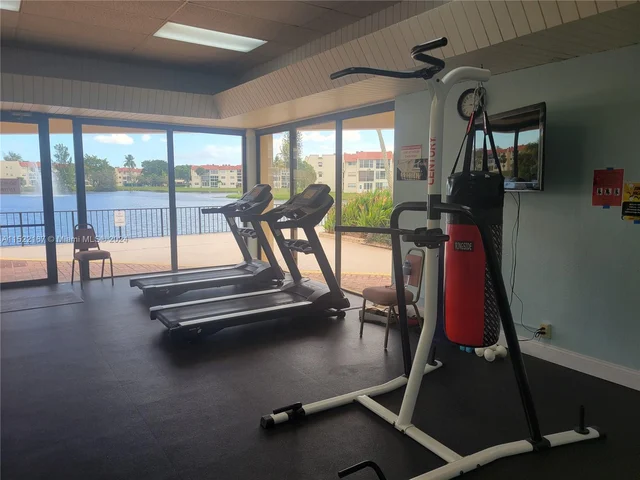 8081 N Sunrise Lakes Blvd # 311, Sunrise FL 33322