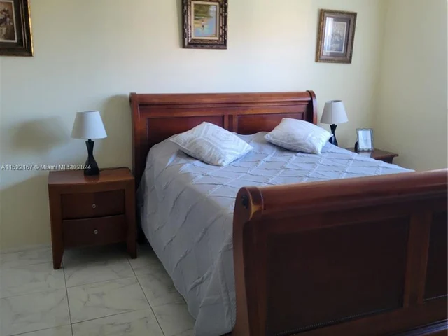 8081 N Sunrise Lakes Blvd # 311, Sunrise FL 33322