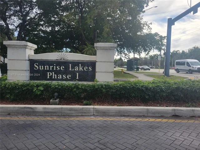 8081 N Sunrise Lakes Blvd # 311, Sunrise FL 33322