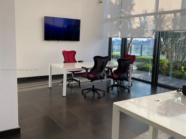 1600 NE 1st Ave # 1402, Miami FL 33132