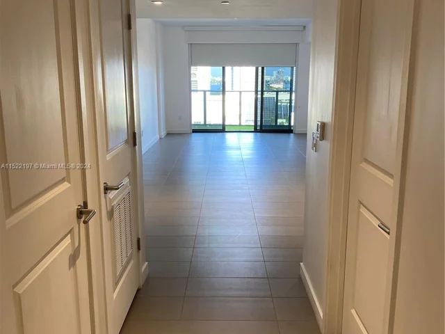 1600 NE 1st Ave # 1402, Miami FL 33132