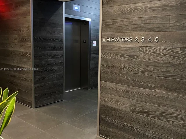 1600 NE 1st Ave # 1402, Miami FL 33132