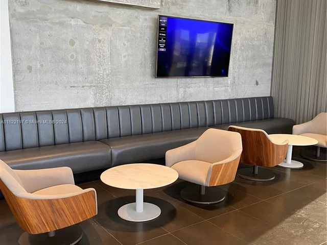 1600 NE 1st Ave # 1402, Miami FL 33132