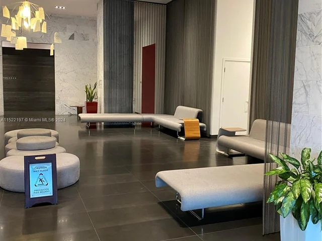 1600 NE 1st Ave # 1402, Miami FL 33132