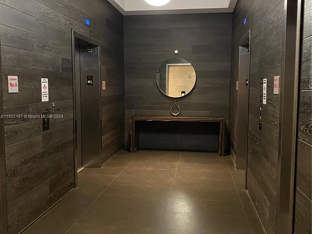 1600 NE 1st Ave # 1402, Miami FL 33132