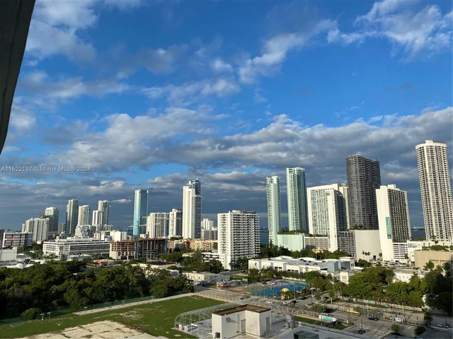 1600 NE 1st Ave # 1402, Miami FL 33132