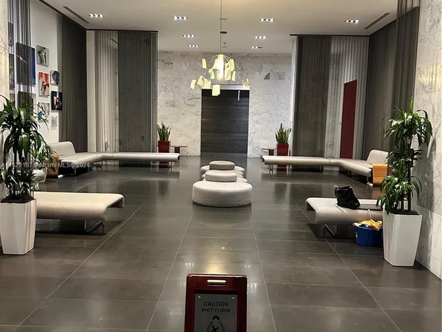 1600 NE 1st Ave # 1402, Miami FL 33132