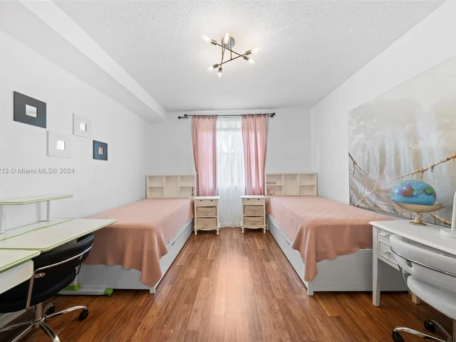 17150 N Bay Rd # 2412, Sunny Isles Beach FL 33160