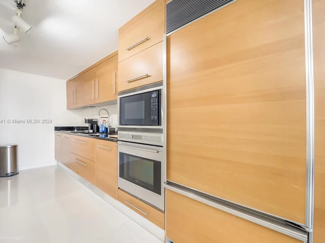 485 Brickell Ave # 2511, Miami FL 33131