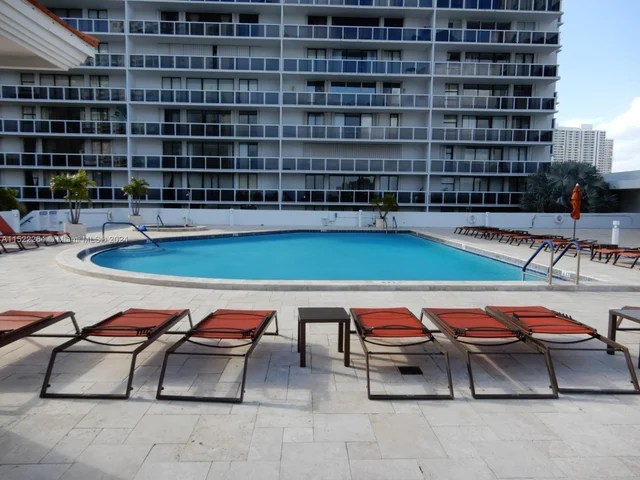 20515 E Country Club Dr # 1744, Aventura FL 33180