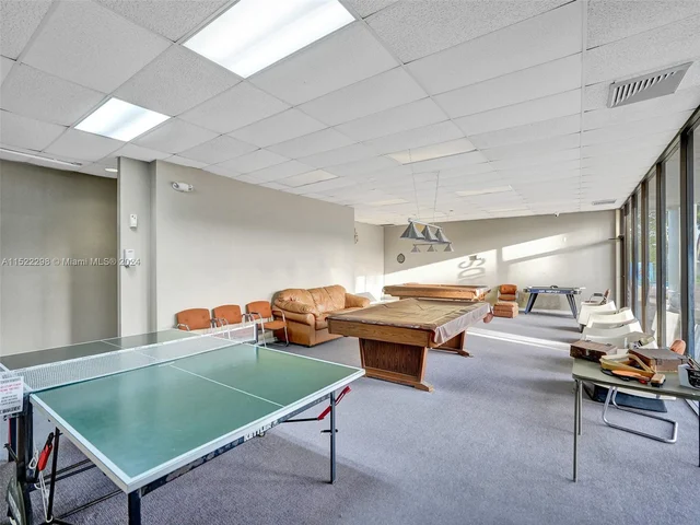 7001 Environ Blvd # 403, Lauderhill FL 33319