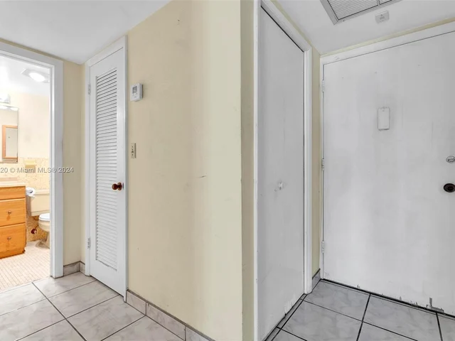 2903 Point East Dr # K207, Aventura FL 33160