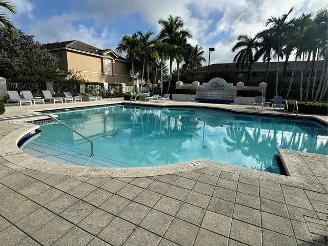 5773 NW 116th Ave # 105, Doral FL 33178