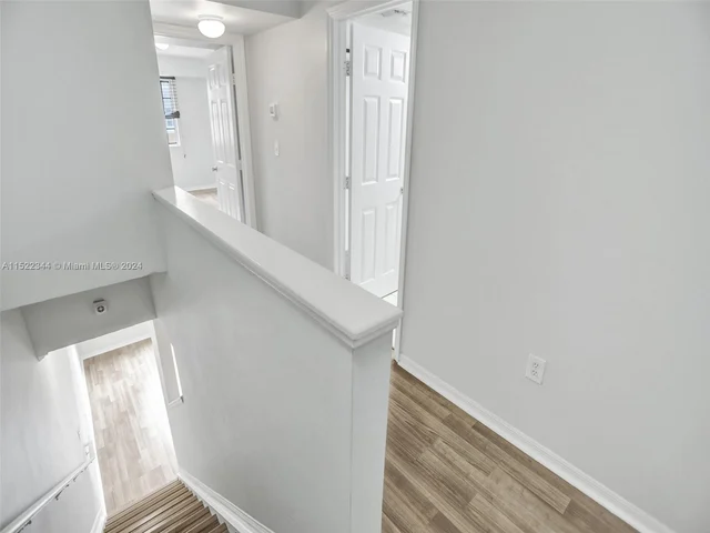 2871 NE 185th St # 203, Aventura FL 33180