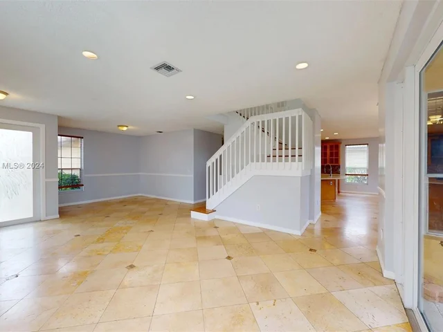 17301 SW 33rd St, Miramar FL 33029