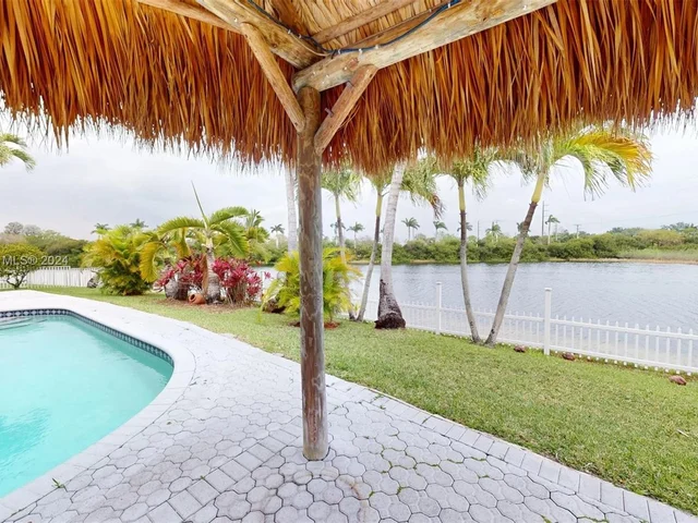 17301 SW 33rd St, Miramar FL 33029