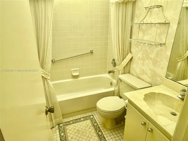 15892 Forsythia Cir, Delray Beach FL 33484