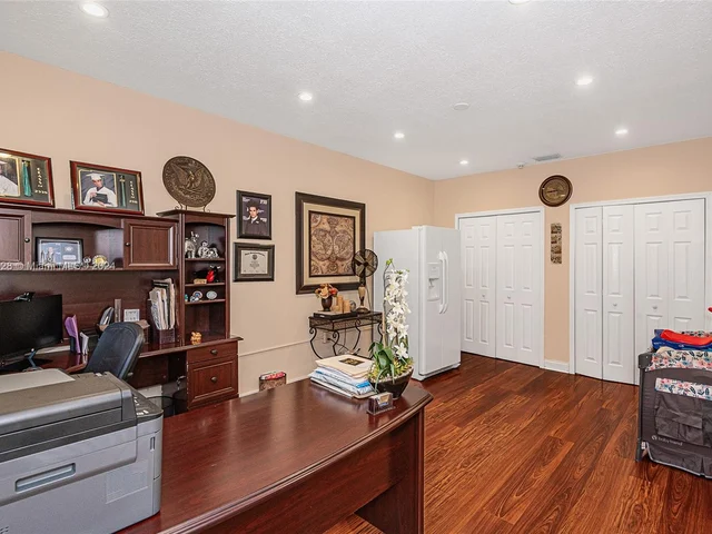 7910 NW 169th Ter, Miami Lakes FL 33016