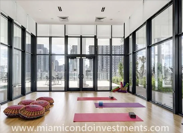 1600 NE 1st Ave # 1808, Miami FL 33132