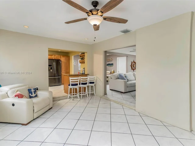 7956 NW 1st Ct, Margate FL 33063