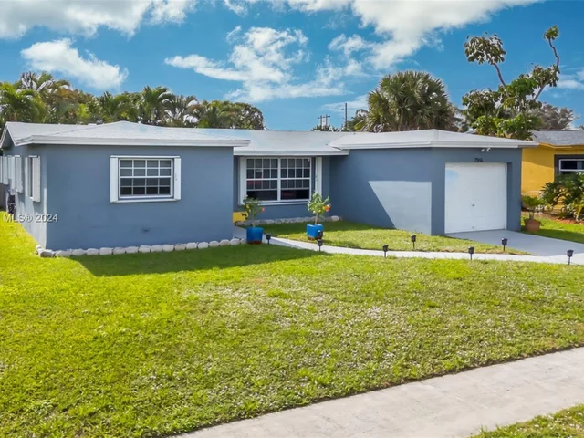 7956 NW 1st Ct, Margate FL 33063