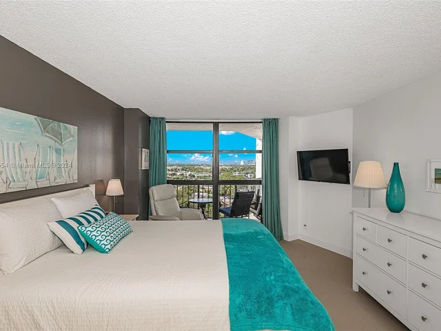 400 Leslie Dr # 1011, Hallandale Beach FL 33009