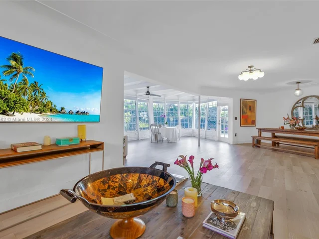 535 NE 50th Ter, Miami FL 33137