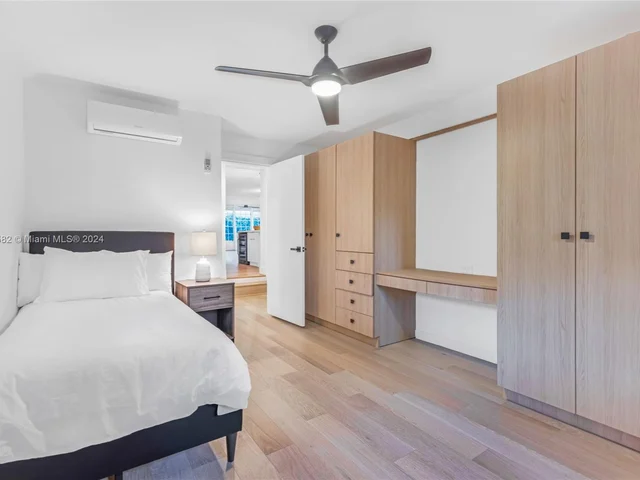 535 NE 50th Ter, Miami FL 33137