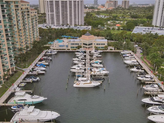 3340 NE 190th St # 603, Aventura FL 33180