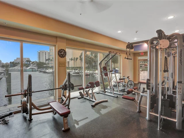 3340 NE 190th St # 603, Aventura FL 33180