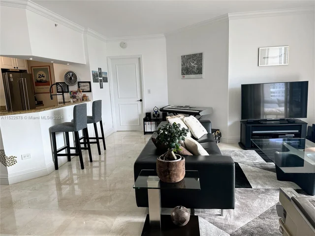 848 Brickell Key Dr # 1003, Miami FL 33131