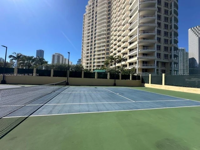 848 Brickell Key Dr # 1003, Miami FL 33131