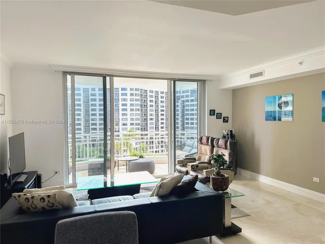 848 Brickell Key Dr # 1003, Miami FL 33131