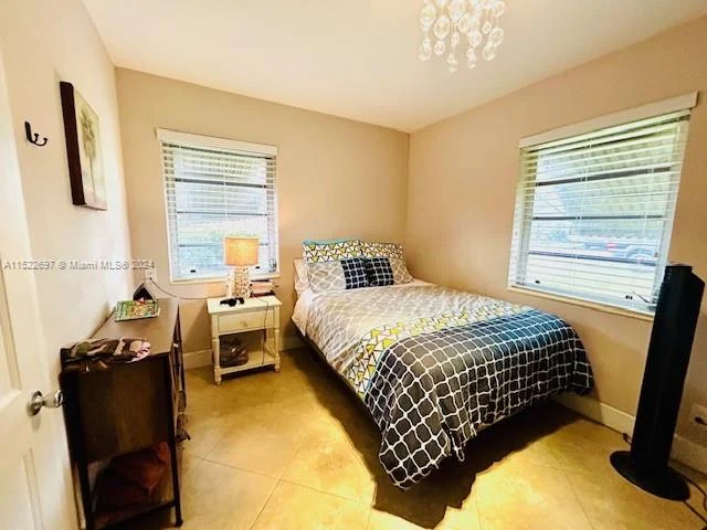 1420 NW 3rd Ave, Fort Lauderdale FL 33311