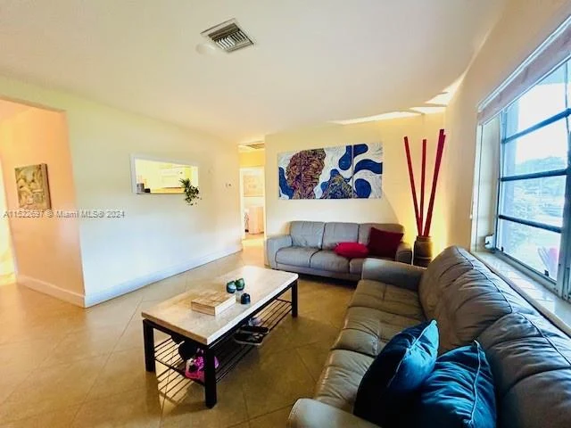 1420 NW 3rd Ave, Fort Lauderdale FL 33311