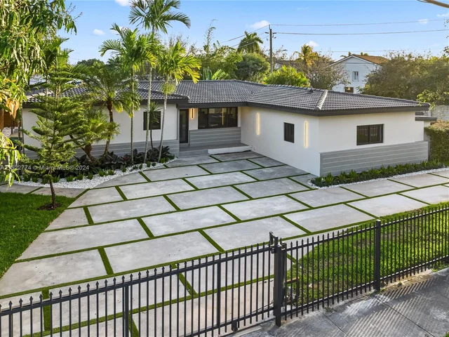 5770 SW 56th St, Miami FL 33155