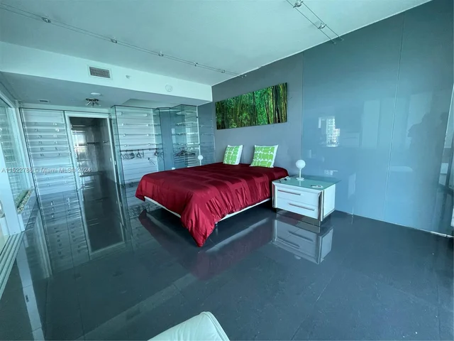 335 S Biscayne Blvd # 1209, Miami FL 33131